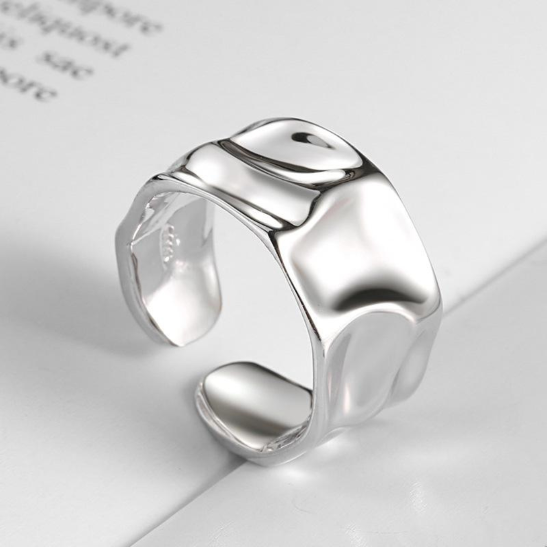 Sculpted Asymmetry Ring