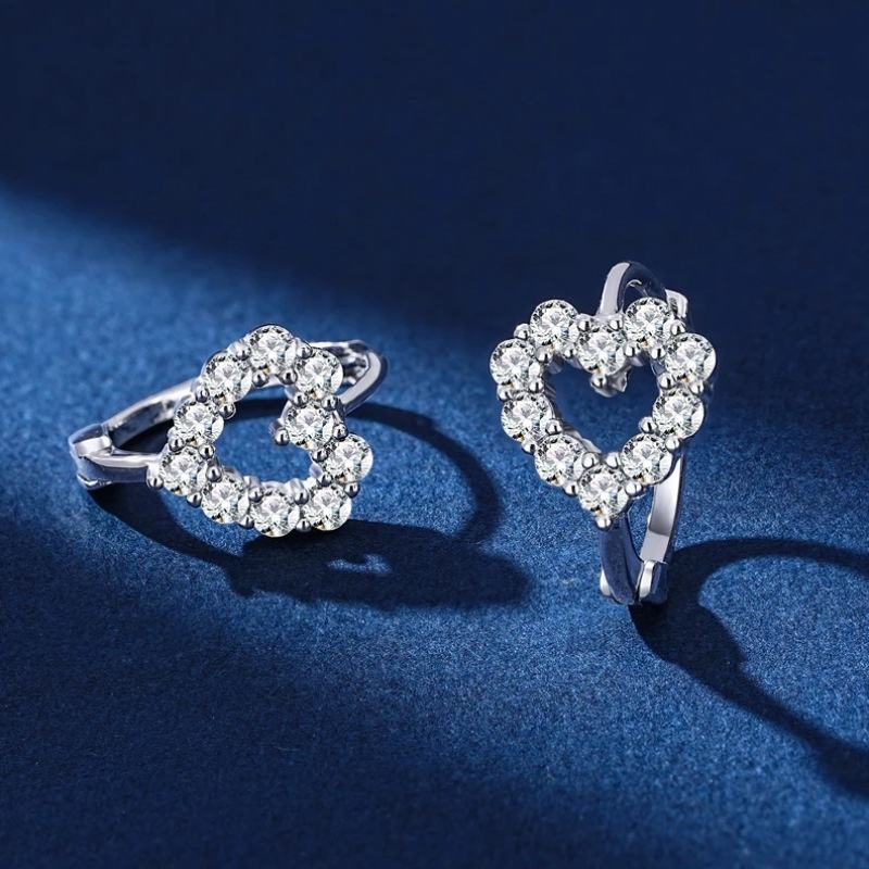Moissanite Heart Hoop Earrings – Pure Minimalism