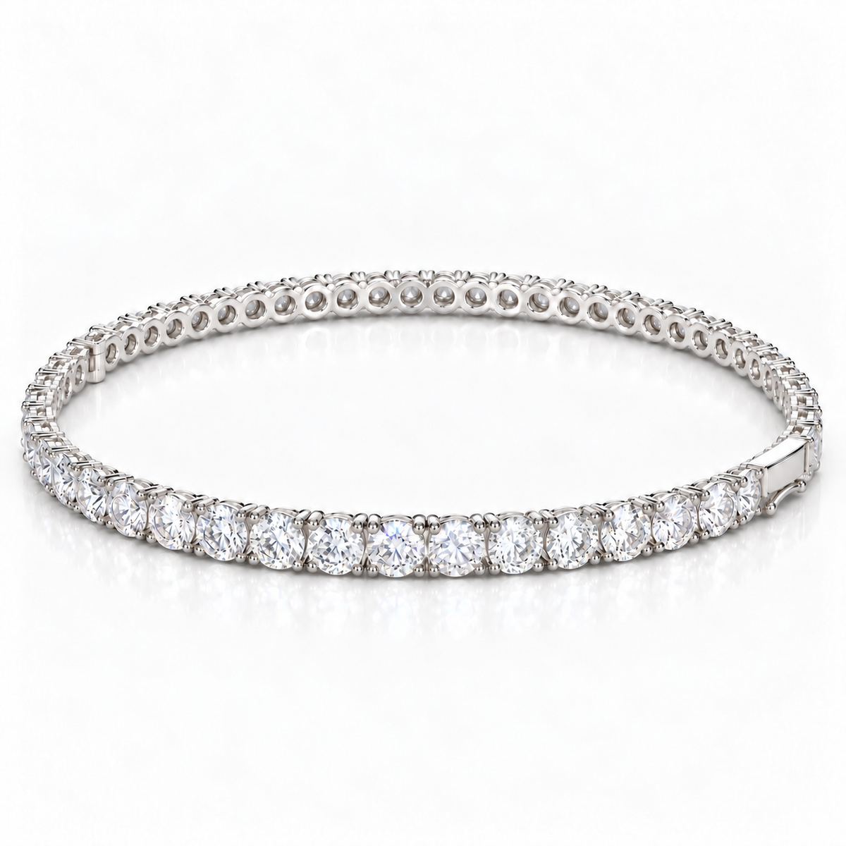 Transparency Bracelet – A Pure and Timeless Sparkle